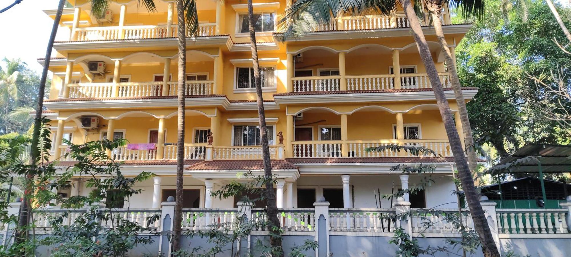Ena Holiday Inn Calangute Exterior photo