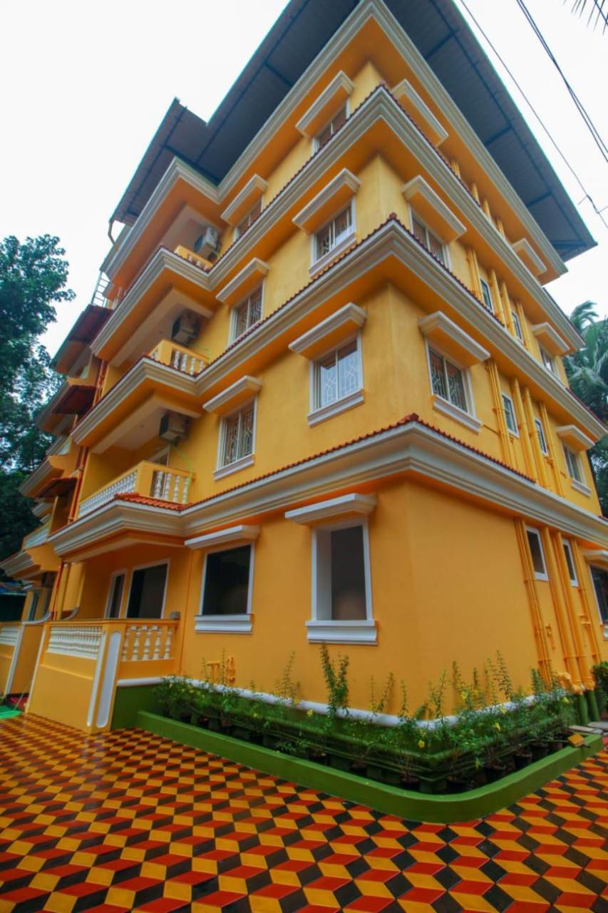 Ena Holiday Inn Calangute Exterior photo